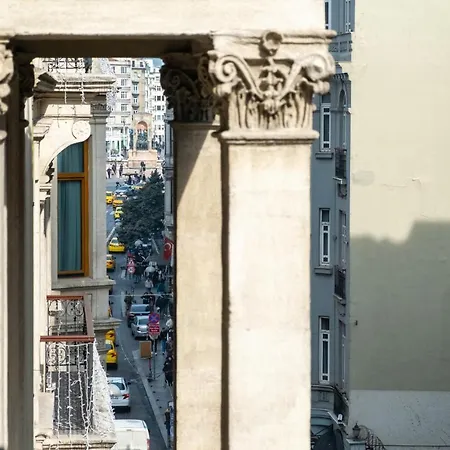 Marvelous 4 Bedroom / Perfect Location Istanbul